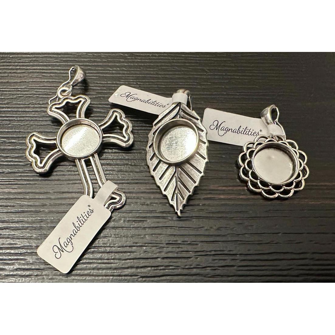 Magnabilities Pendant Silver-Tone Pendant Lot Of 3 Pd1135 Pd1105 Pd1121 Nwt